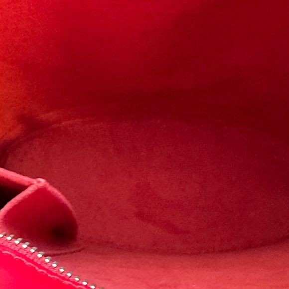 Louis Vuitton vintage authentic red Epi shoulder bag AR0054 - Picture 3 of 7